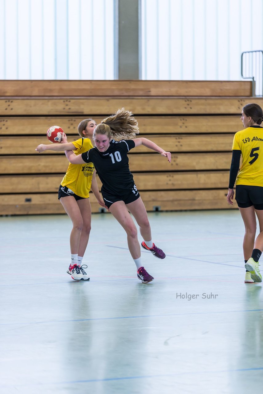 Bild 137 - B-Juniorinnen Bramstedter TS - TSV Altenholz : Ergebnis: 17:16